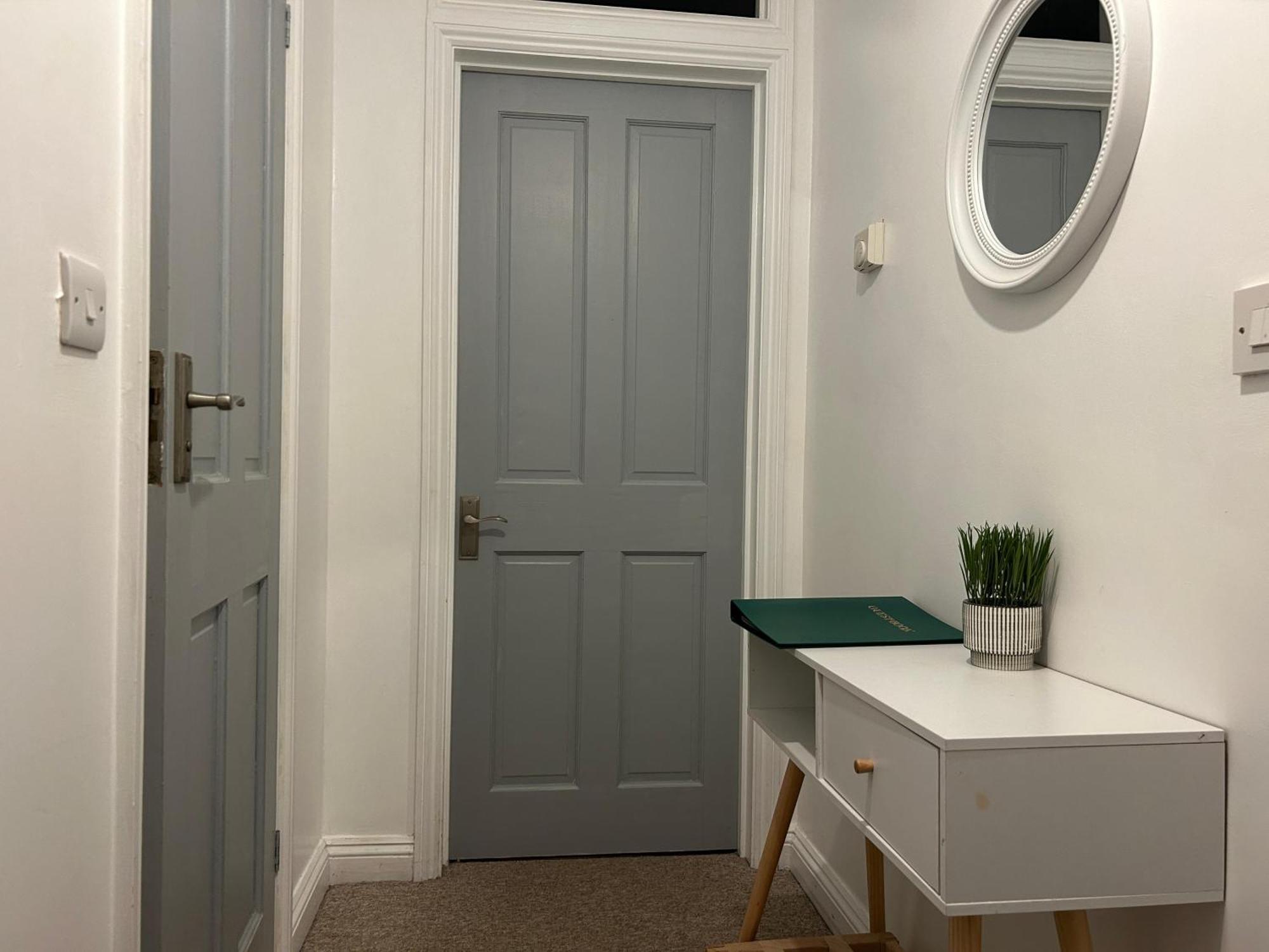 Lovely Serviced Apartment, Free Parking, Oxford Exterior photo